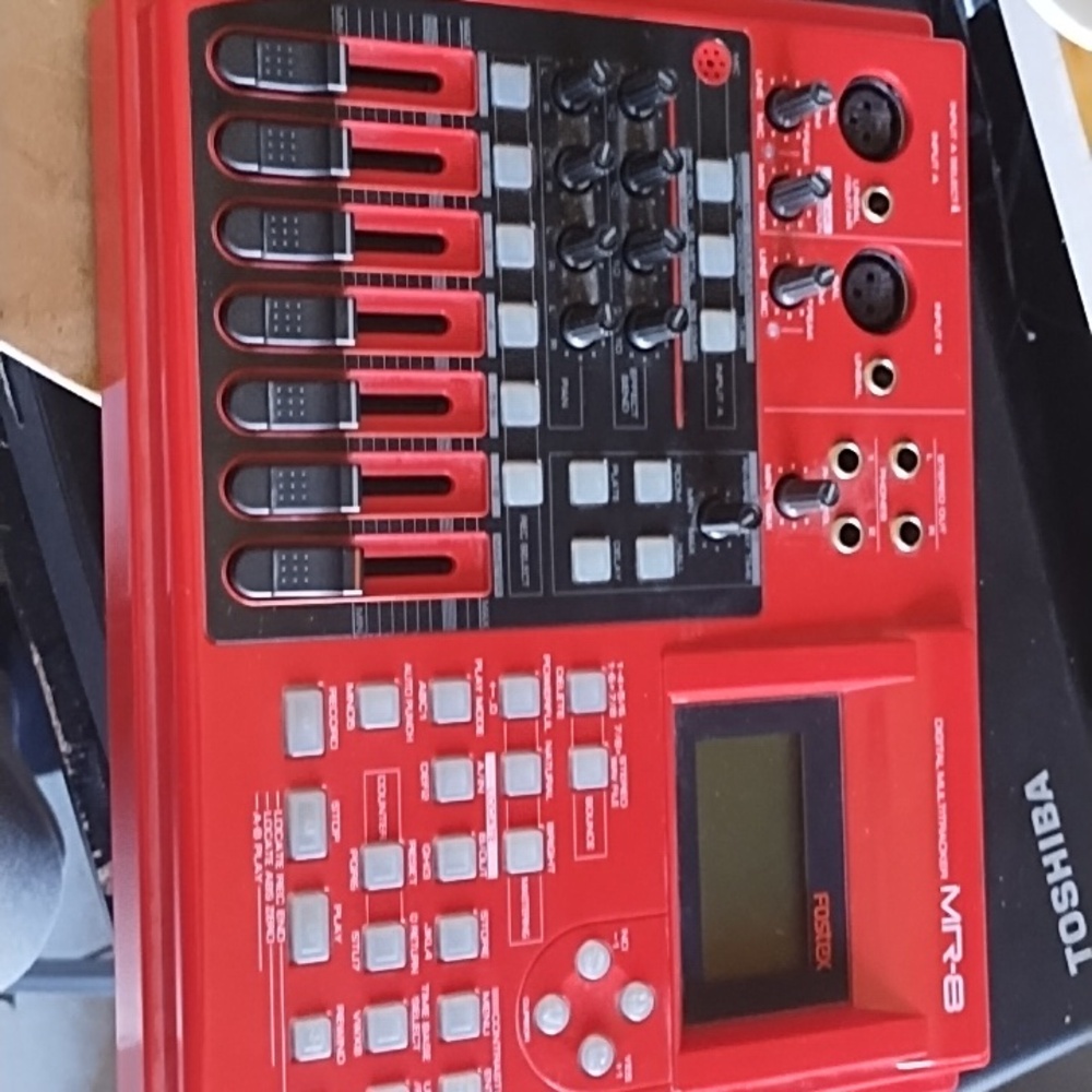 MR-8 Digital Multitrack Recorder — Red - Picture 4 of 4